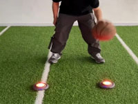 看灯光控球、运球接力、盲人过河、快速反应起跑-C4gym校园智能设备