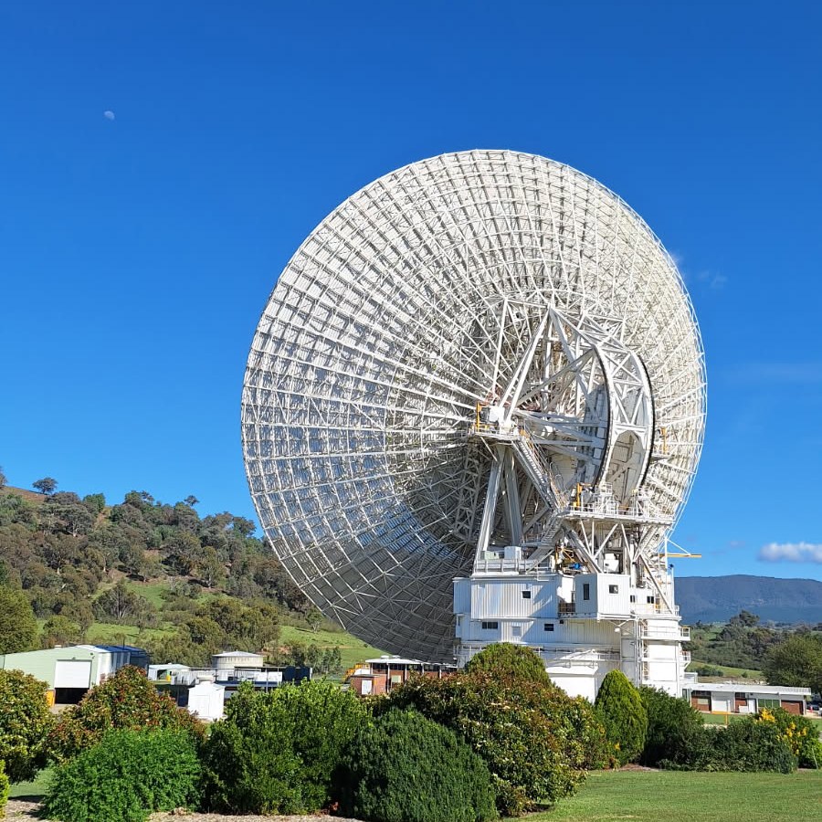 Satellite Internet Isn’t Just for Remote Areas Anymore — And Flat Panel Antennas Are the Reason