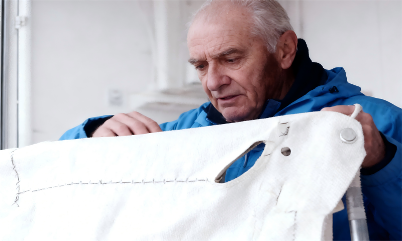 72岁大爷发明高层火灾自救“逃生布袋”，30层落地仅需20秒