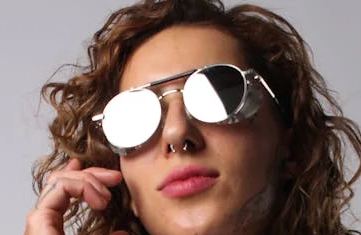 Highlight innovations such as OMO online and offline integration and community grids?