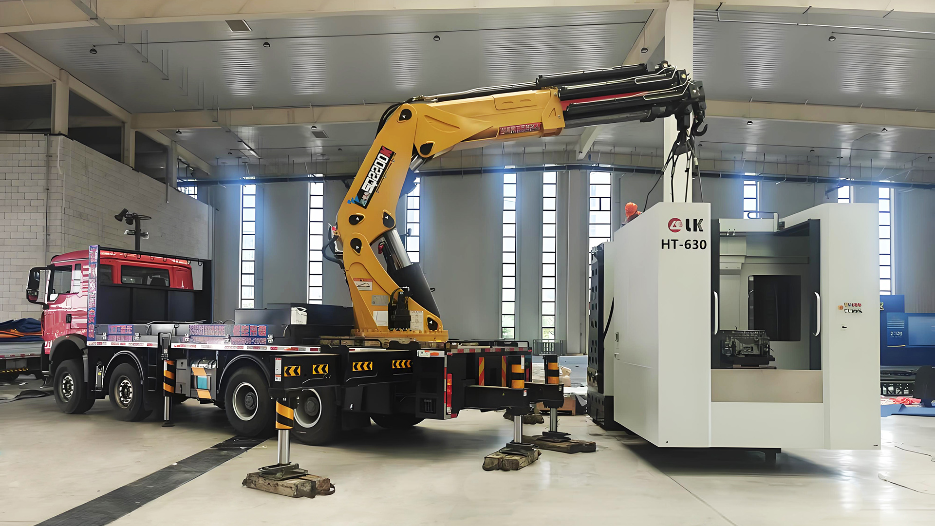 SQ2200K客户吊装工况