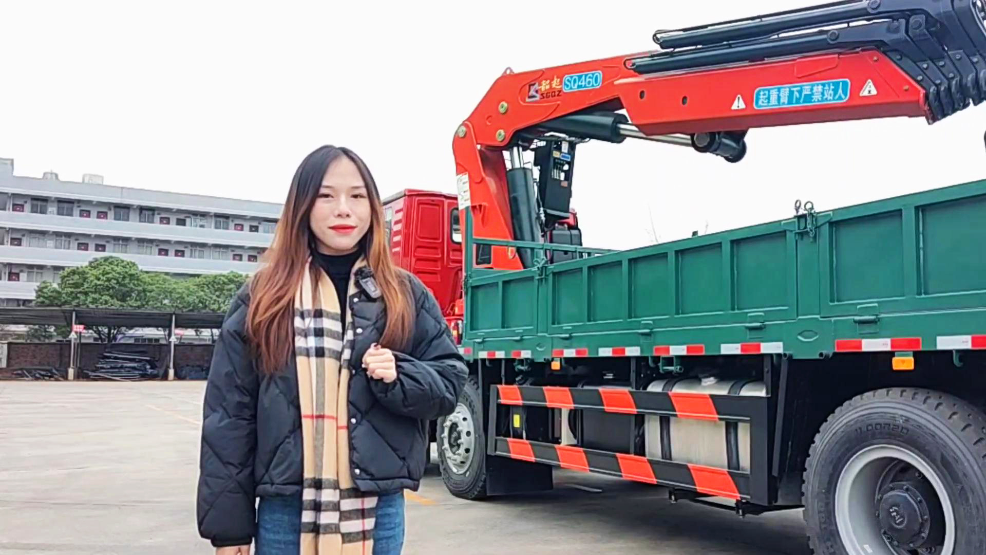 【美女说车】“工地全能王”韶起SQ460