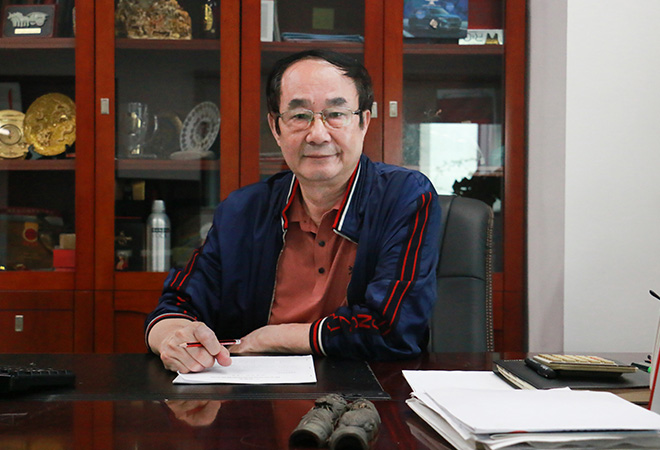 Dinghong Yan-Founder