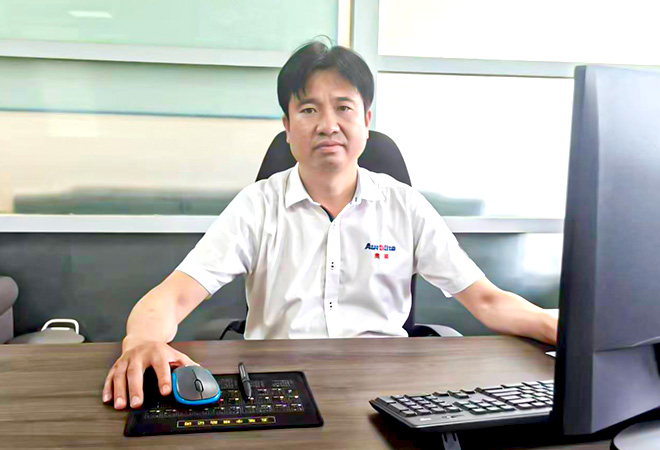 Yong Huang-Vice General Manager