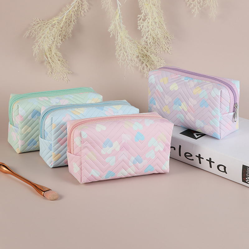 Heart-shap Pattern Cosmetic Pouch