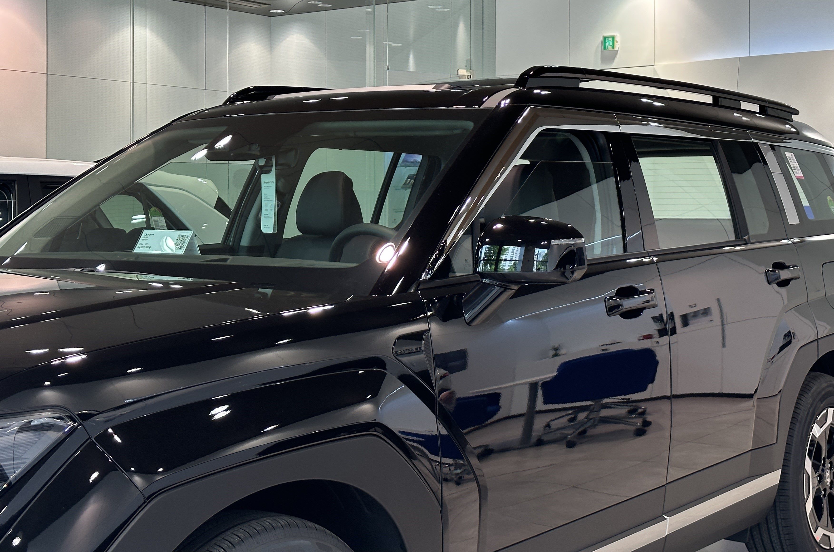 SANTA FE(MX5c) Rain Shield（Electroplate）