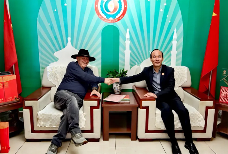 秦勇会见美国首位卡利姆国际茶文化推广大使 即将开启中美友好茶会