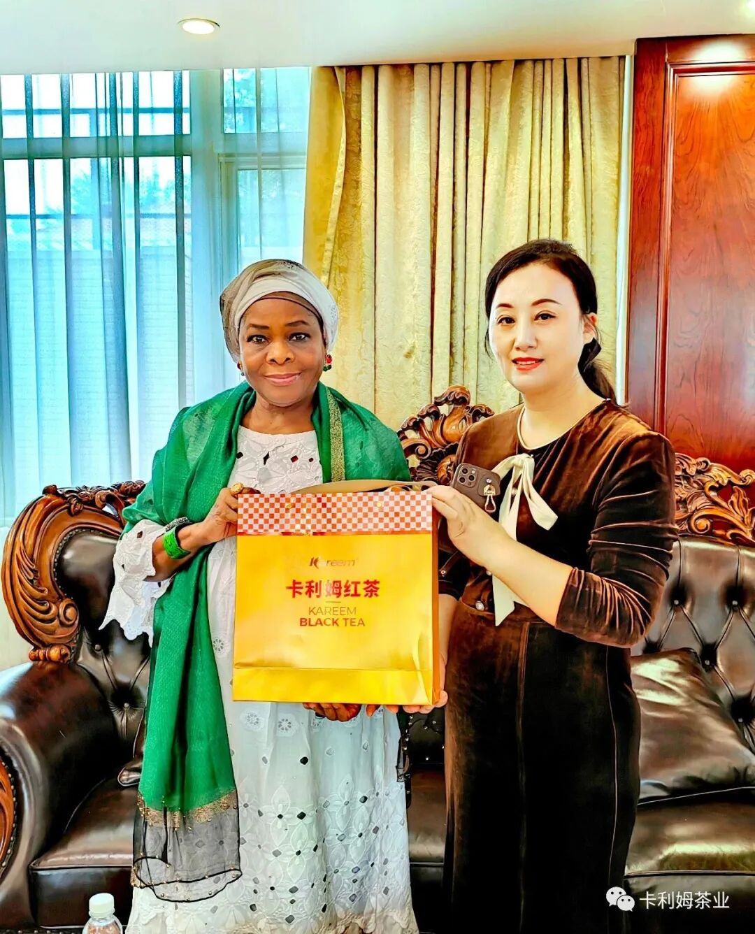 “大使夫人下午茶”即将开启