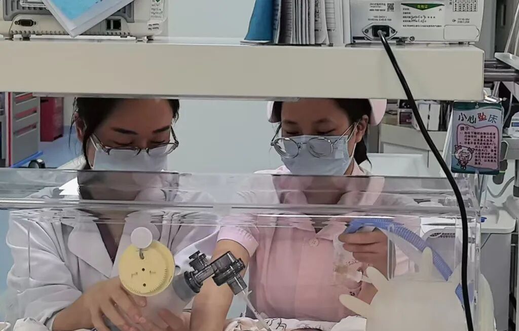 托举新生——早产危重宝宝的救治纪实