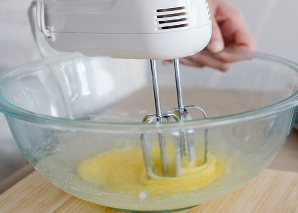 机型既有使用三相电源，也有使用单相电源的机器，请用户按要求选用