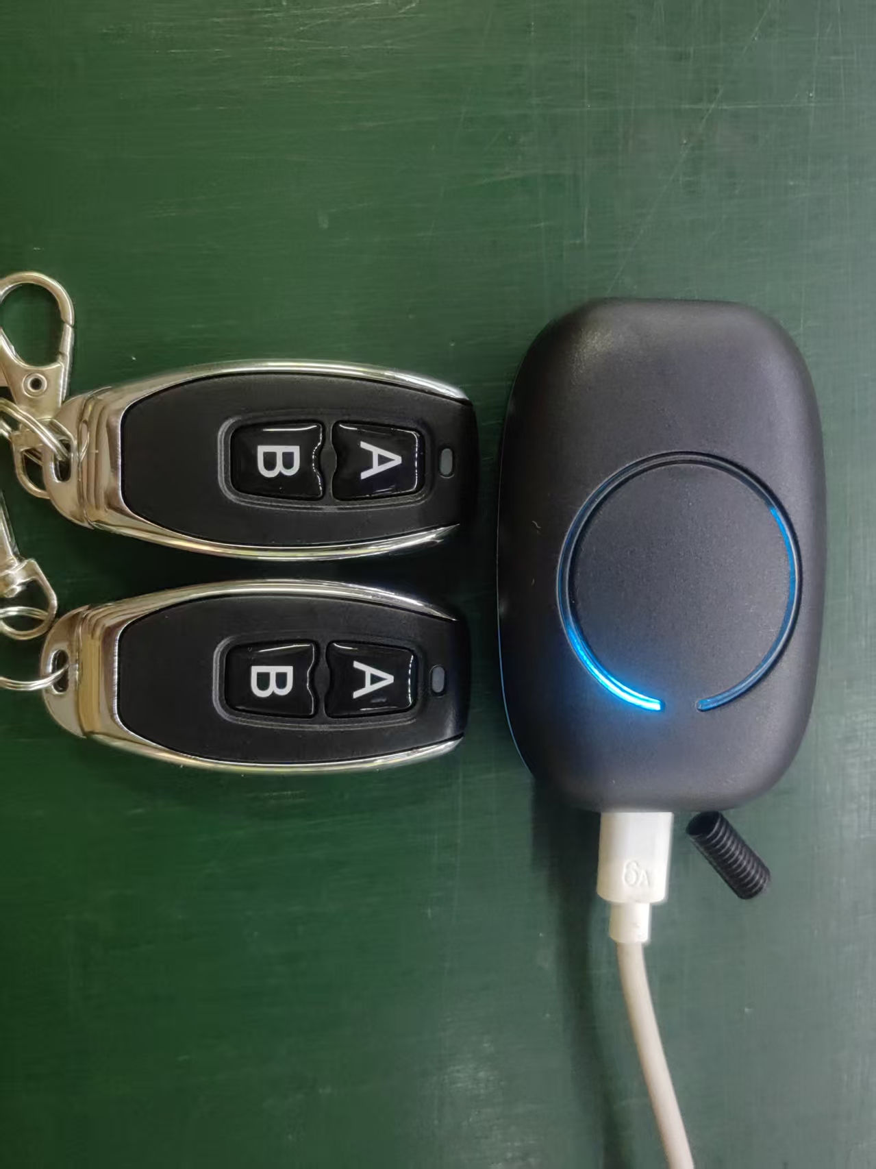 炫彩小单路遥控开关ZL-YL1D