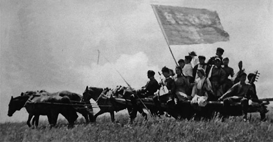 周恩来与乌兰牧骑