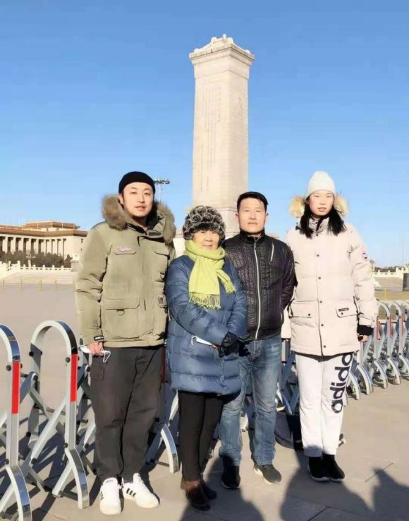 纪念周恩来总理逝世45周年主题党日活动