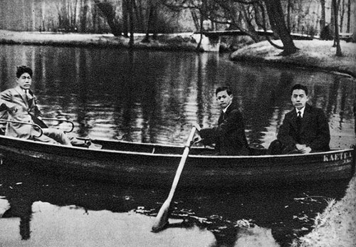 革命系列（一）旅欧归来