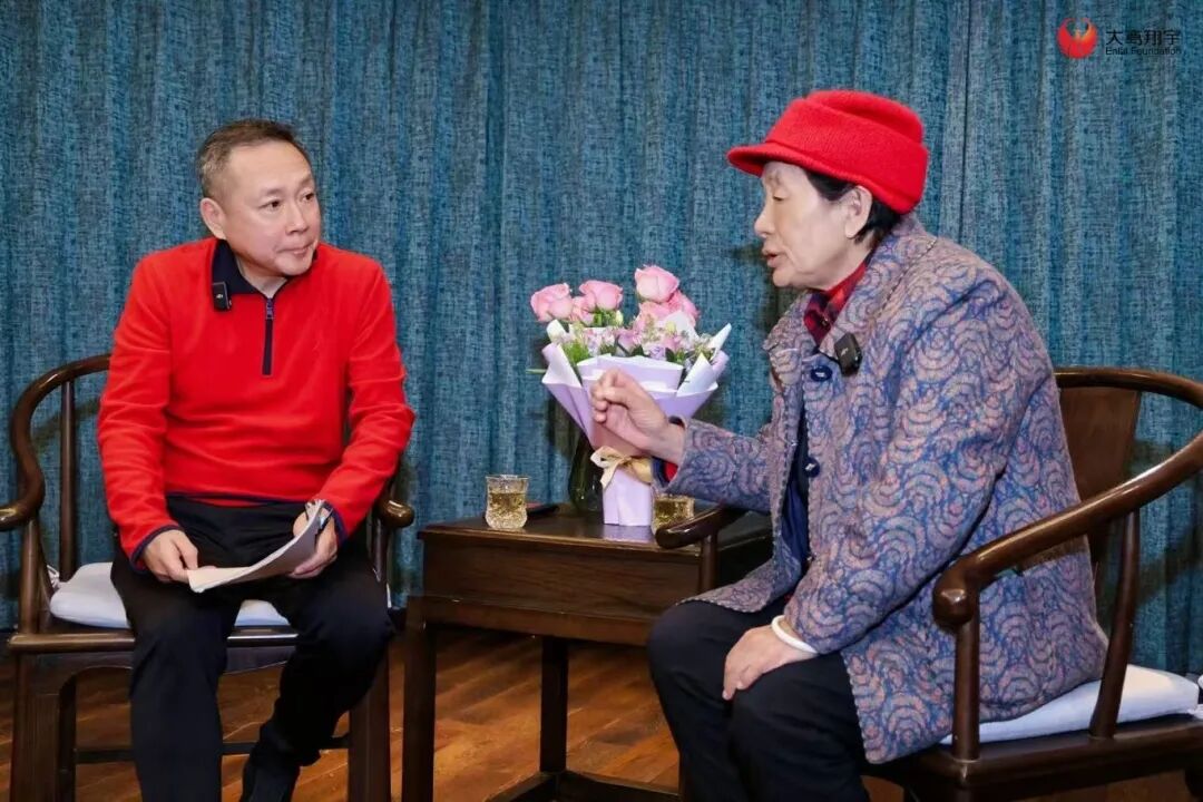 探访，雪山高原上的红色“门巴”