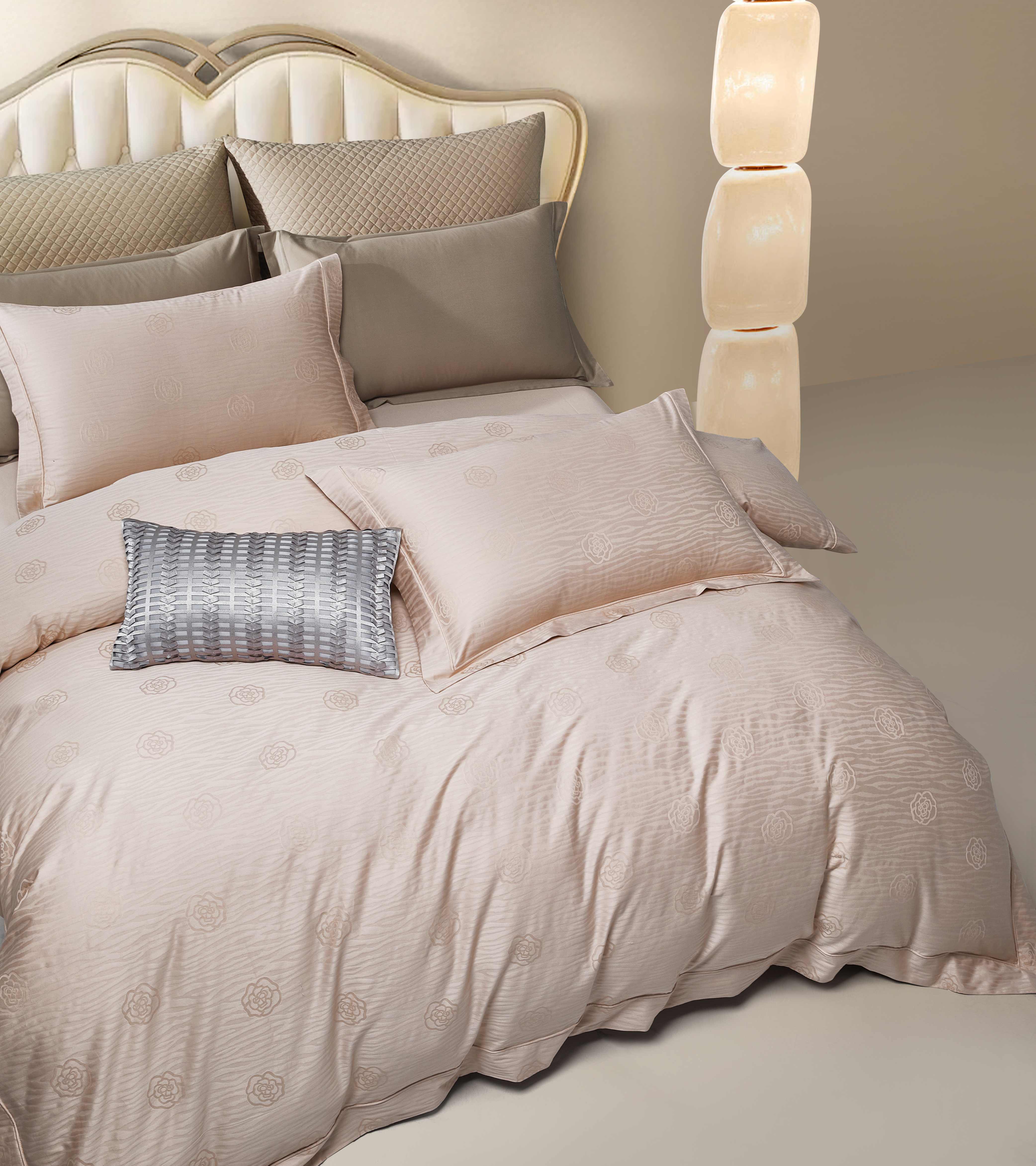 恒卓菲 浅色粉 淡色花