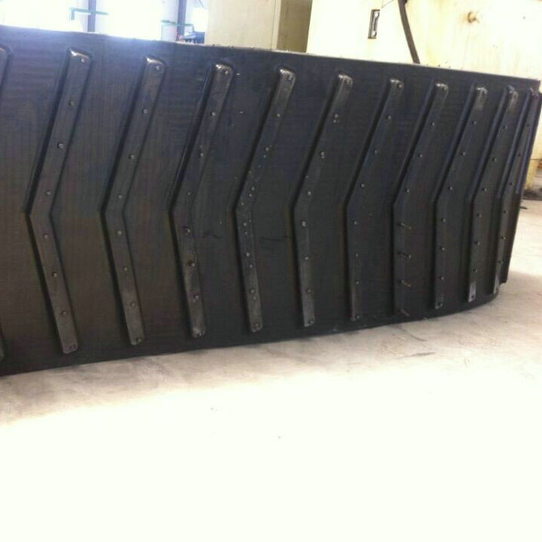 KCM-500 Special Rubber Track.