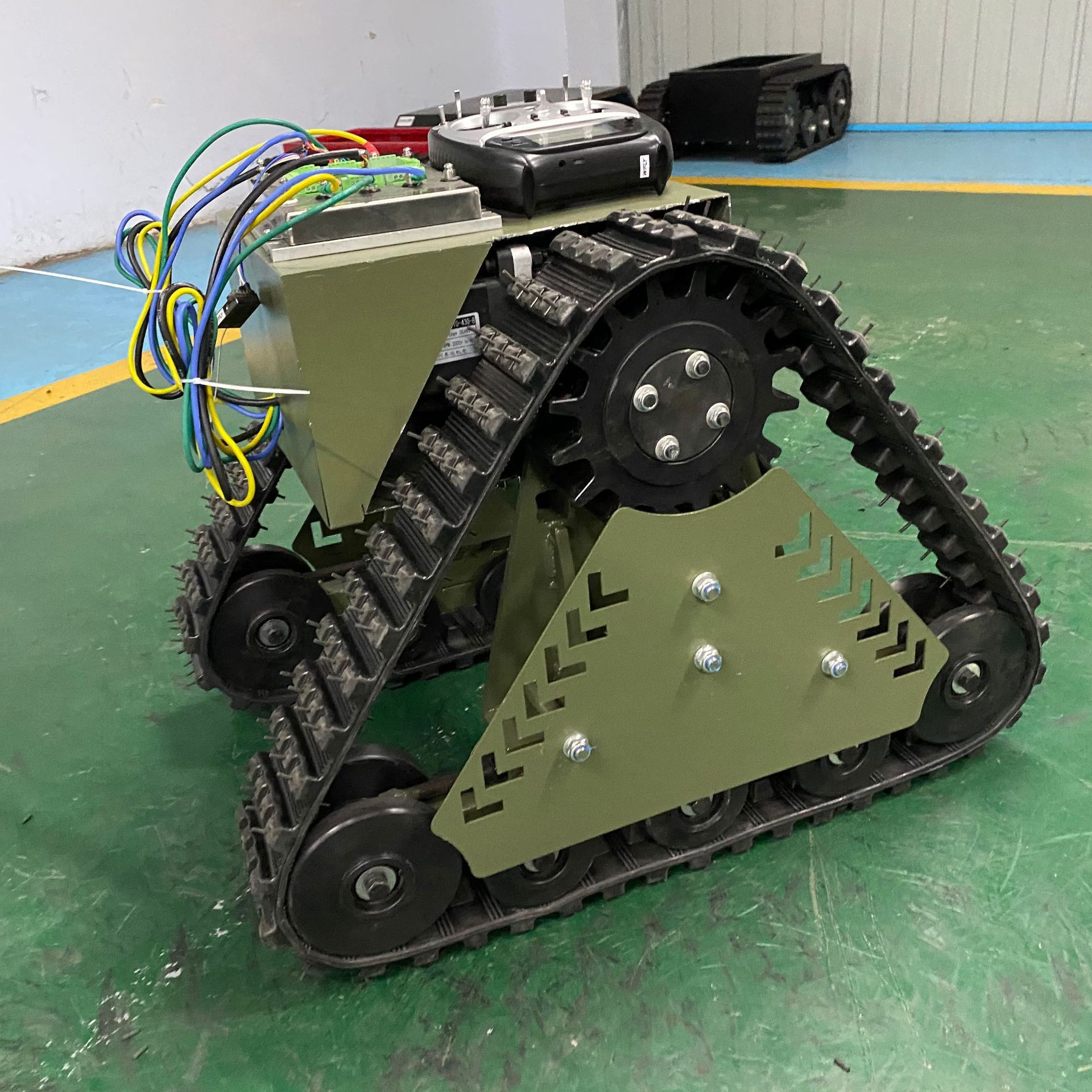 ATV/UTV Triangular Rubber Track Conversion System for Construction Machinery Vehicles for Snow Paddy Field Forest Wetland Use