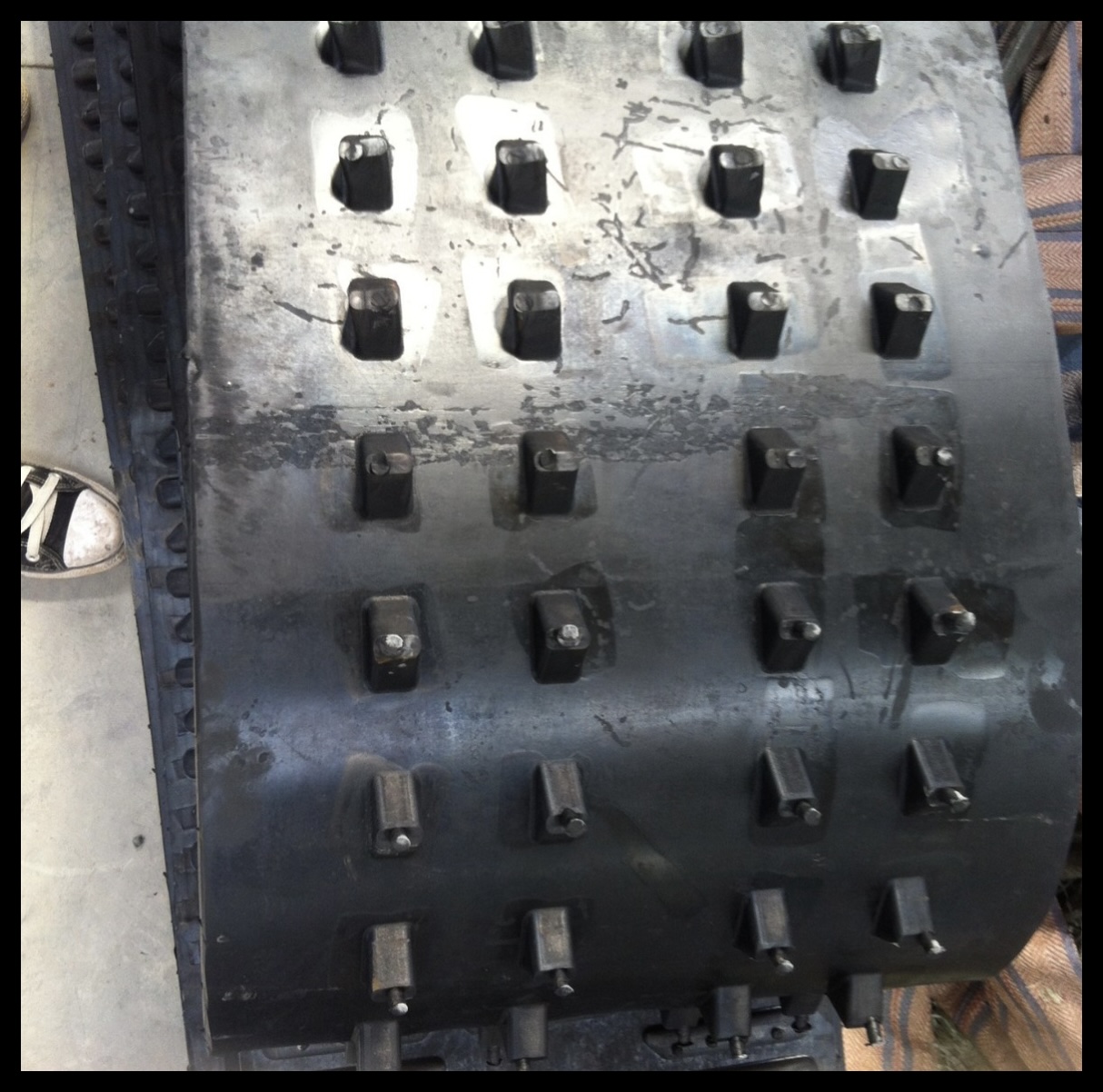 KYT-KCM-260 Special Rubber Track