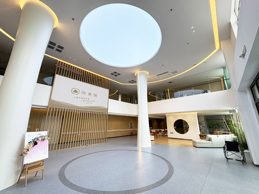   长春市金豆怡康园康养中心
  长春·净月区·金宝街1845号（点击进入地图导航）
  0431-77391139