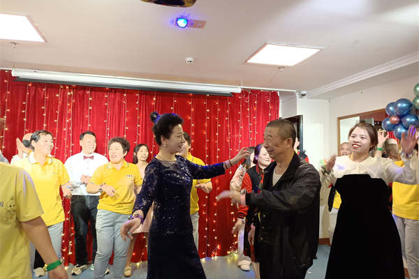 奋进七周年 梦想新起点——怡康园老年公寓成立七周年庆典暨2022年迎新年会