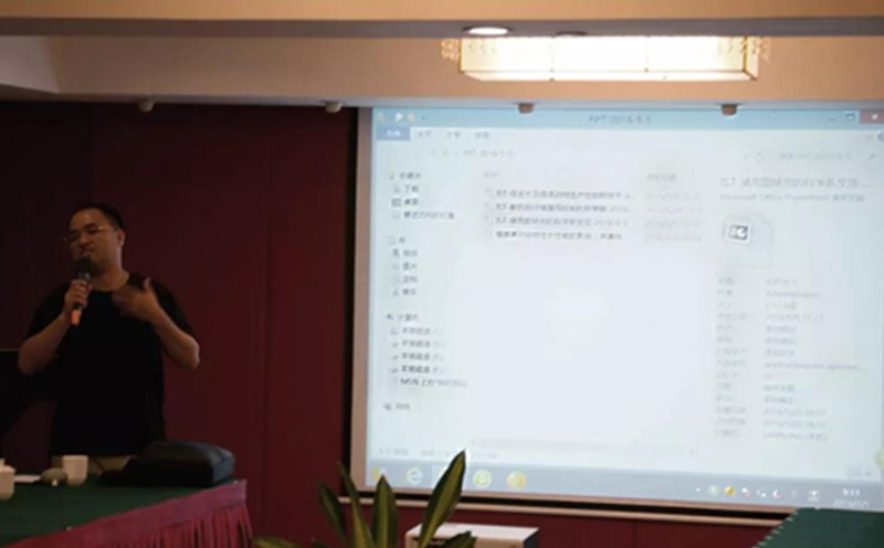 He’nan feed companies visited Insighter and talked on plans of antibiotics replacement and zinc reduction