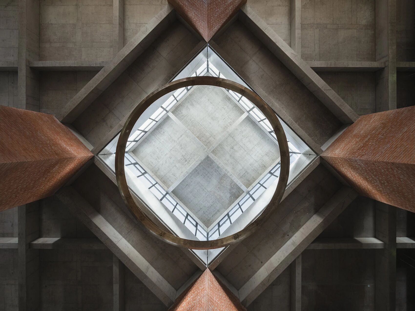 秩序、扭转、整合 | 德巴图书馆