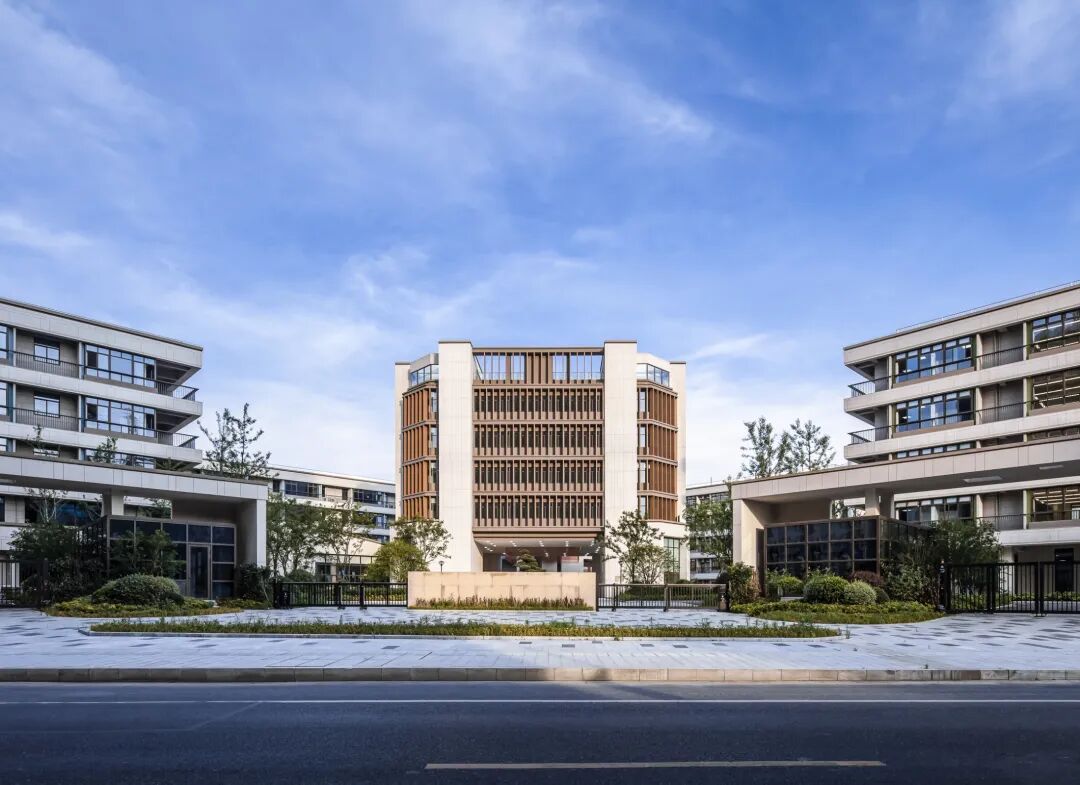 扭转的学校 | 杭州之江中学