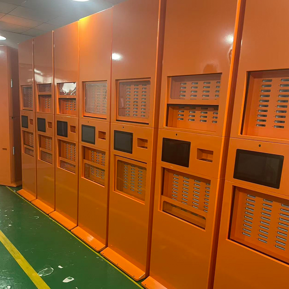 最新一代自动发卡柜