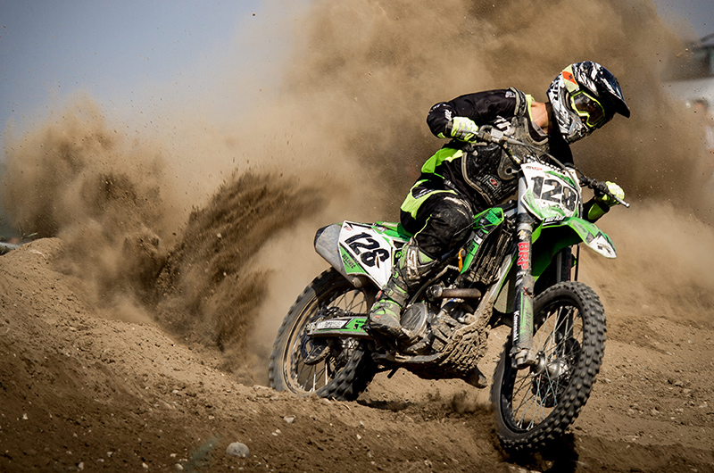 Civilian off-road vehicles (subdivided into sports, road and off-road dual-purpose