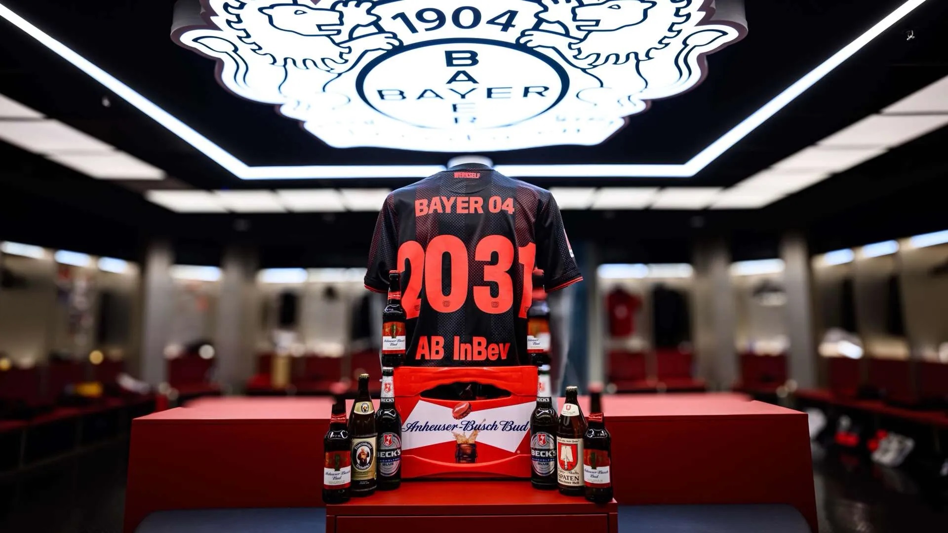 流言板]药厂官方：与百威英博签约，自下赛季起成全球啤酒合作伙伴