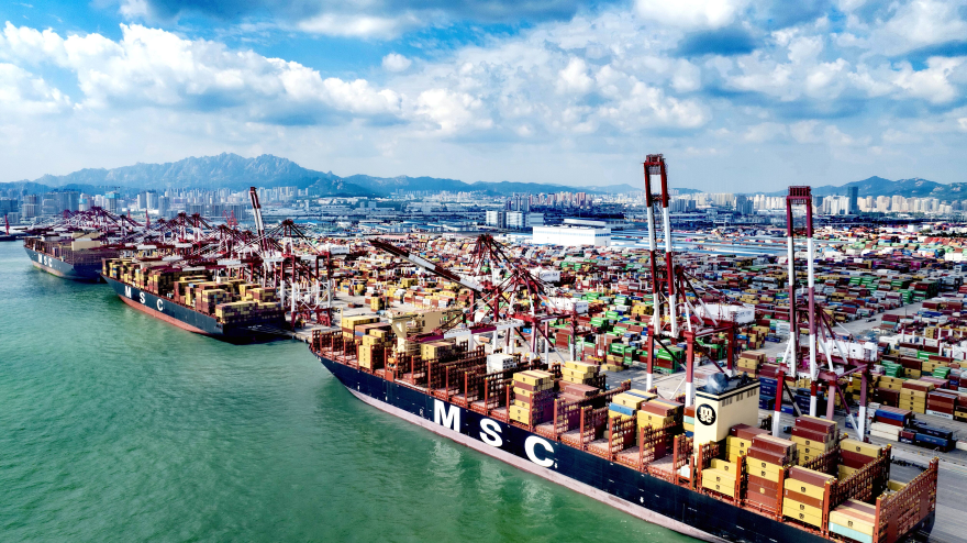 300万标箱！地中海航运在青岛港集装箱量创新高