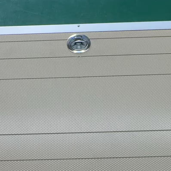 嵌入式薄型锁扣