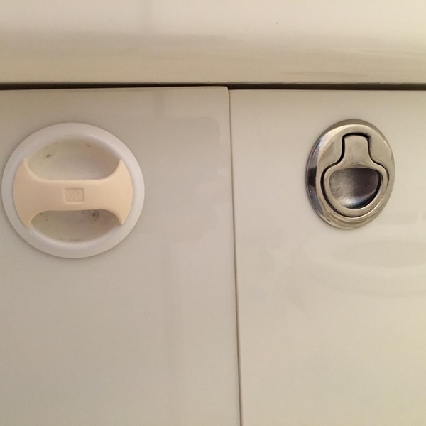 嵌入式薄型锁扣