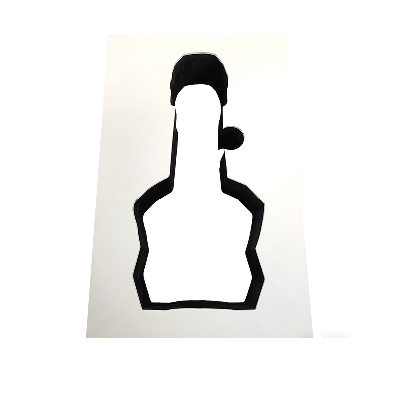 黑色EVA上贴白色电子棉