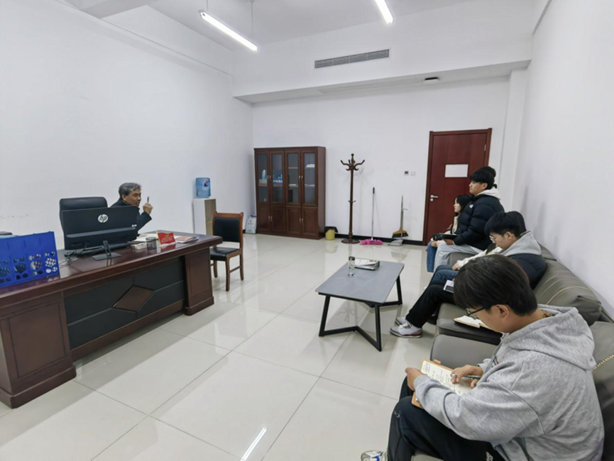 倾听一线声音 共育时代新人 | 副校长张中海与航空工程学院辅导员座谈纪实