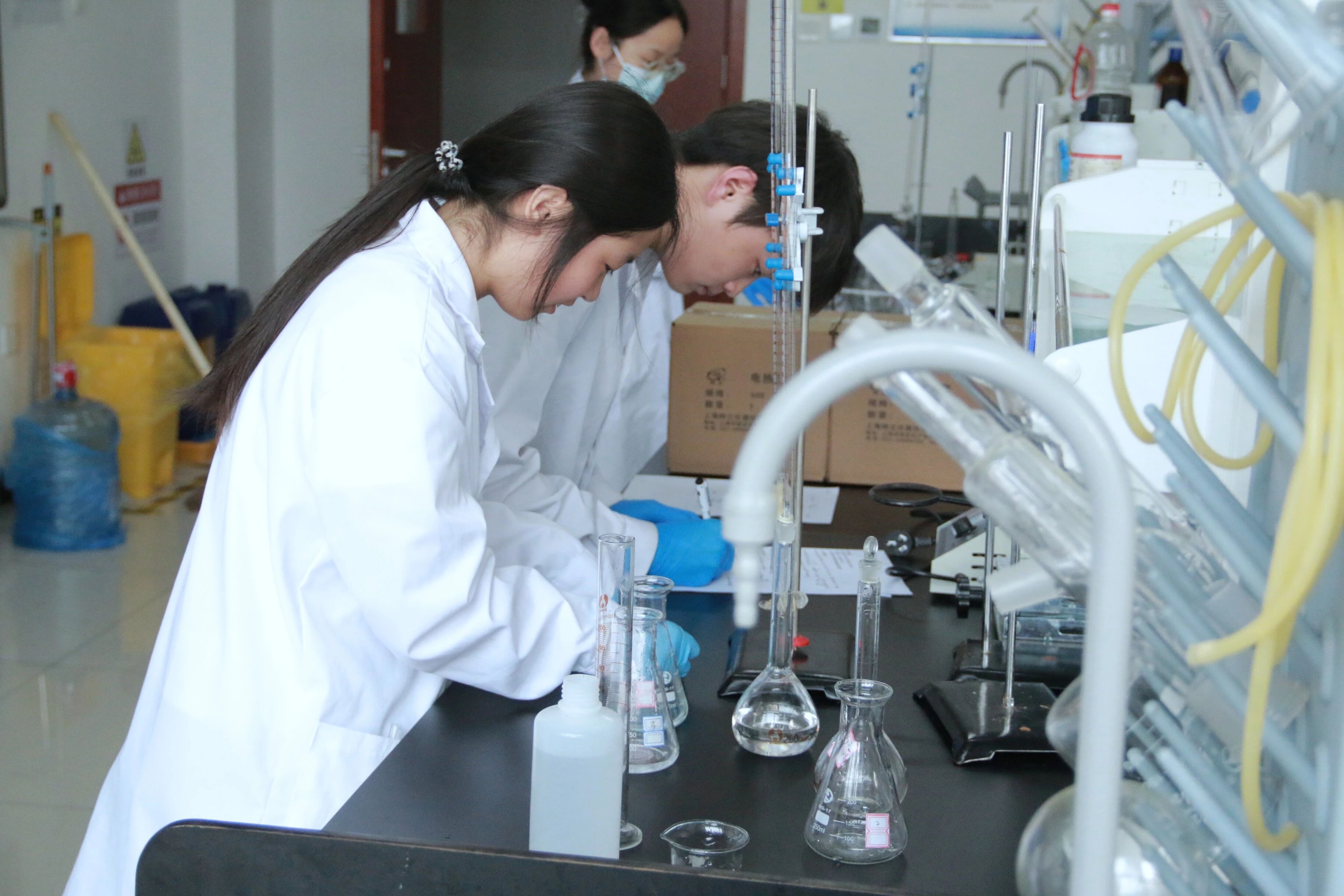 以技筑梦 匠心赋能 | 化工食药学院举办化学实验技术技能大赛