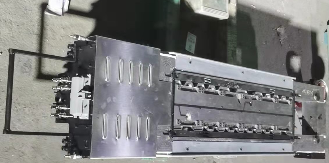 Mechanical and electrical accessories