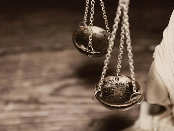 法律视点：实现公民权利是谁的义务