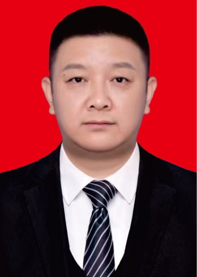 何晓平 经营副总