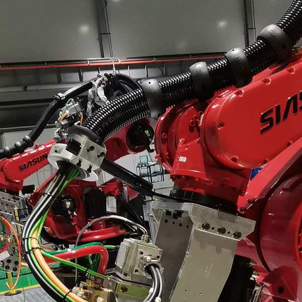 FANUC R2000iC/210F 伺服点焊机器人管线包