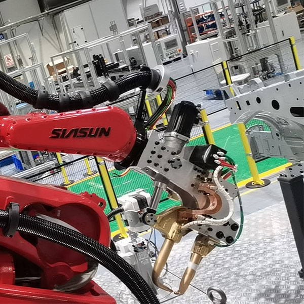 FANUC R2000iC/210F 伺服点焊机器人管线包