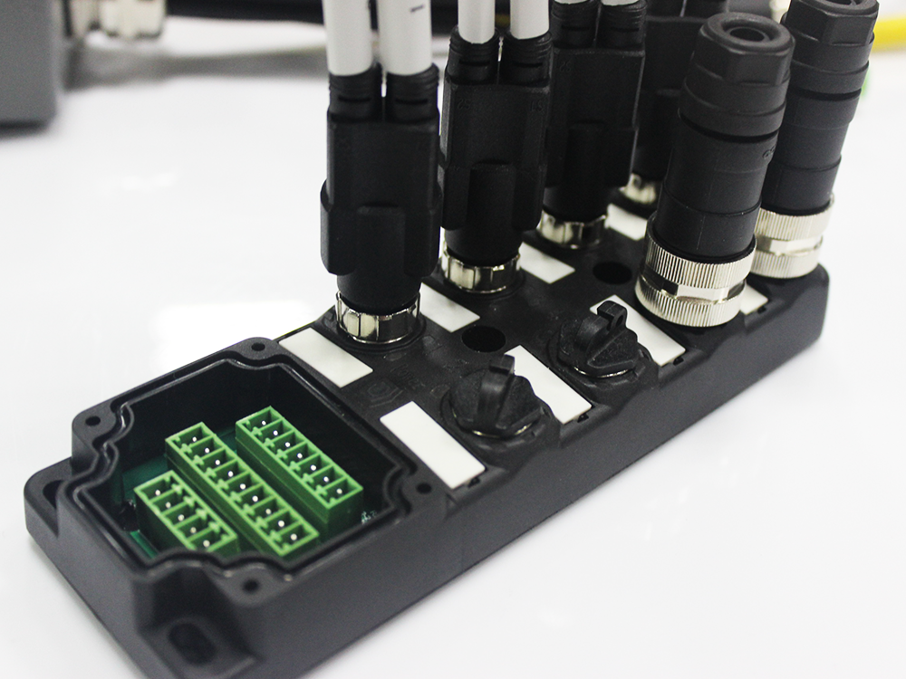 Field use case of junction box