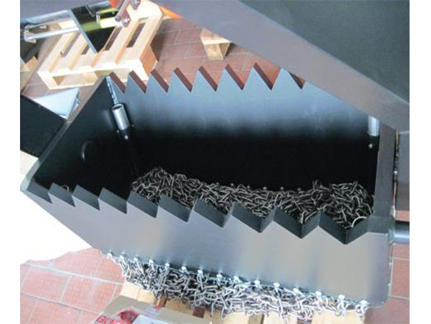 K.U.M. 链袋式挖泥机 Chain Bag Dredge —— 一款重型海底岩石收集器