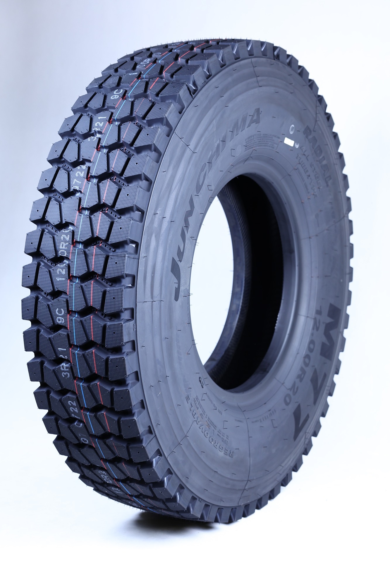 M77 Truck & Bus Radial Tire