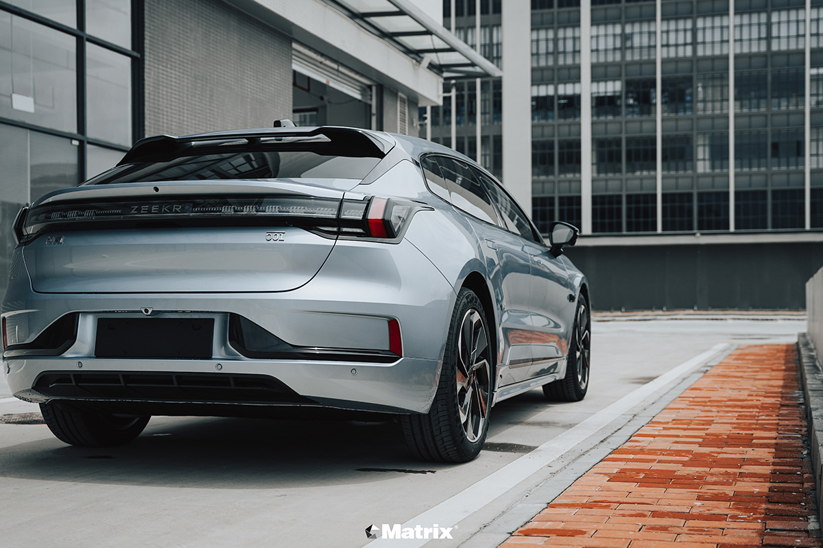 BASE系列 极氪001