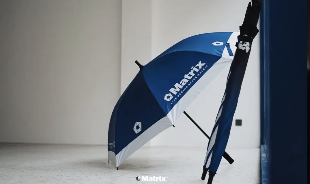 全新周边发售|头顶上的一抹克莱因蓝