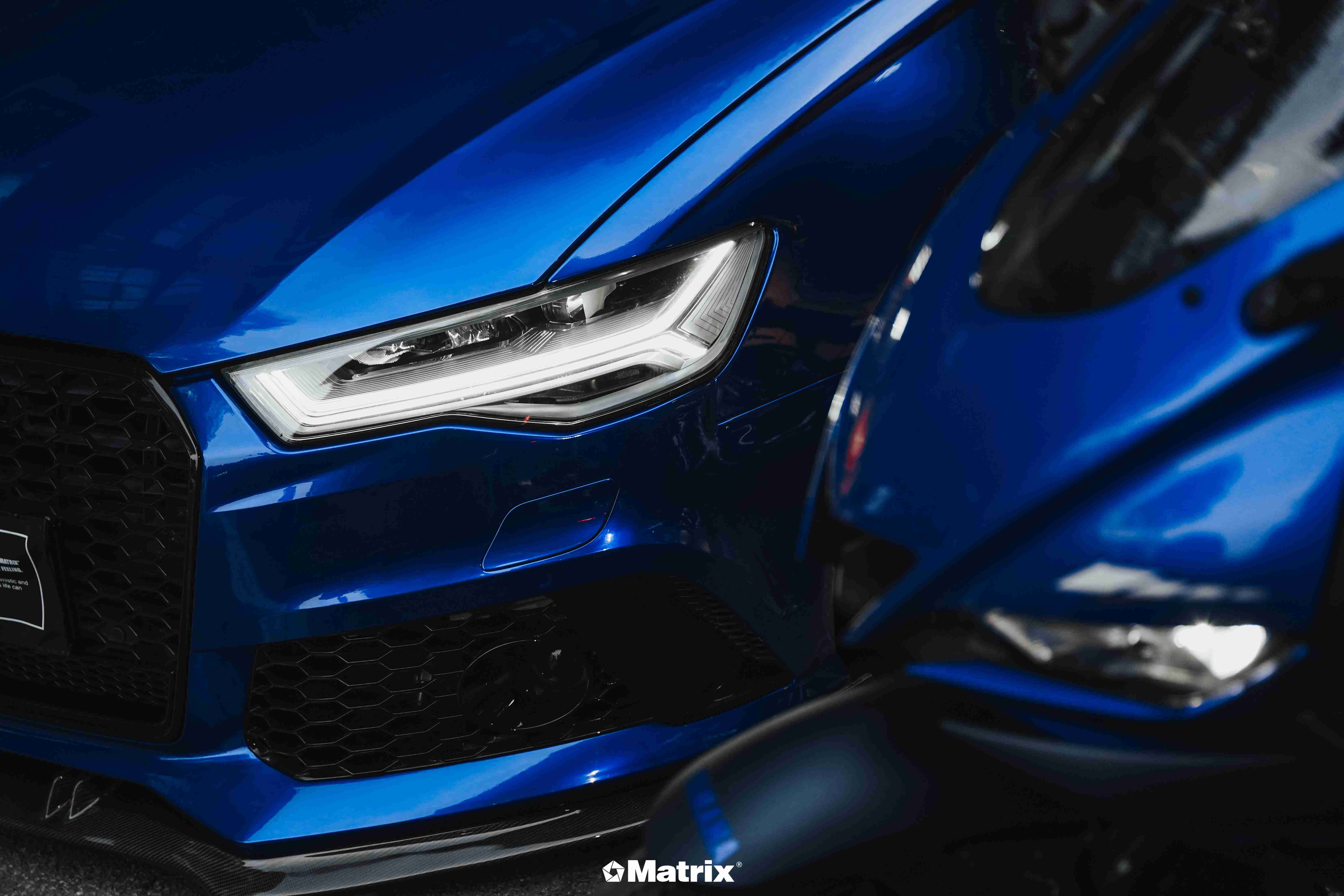 Matrix新品首发 I 液态金属克莱因蓝极致的艺术气息。