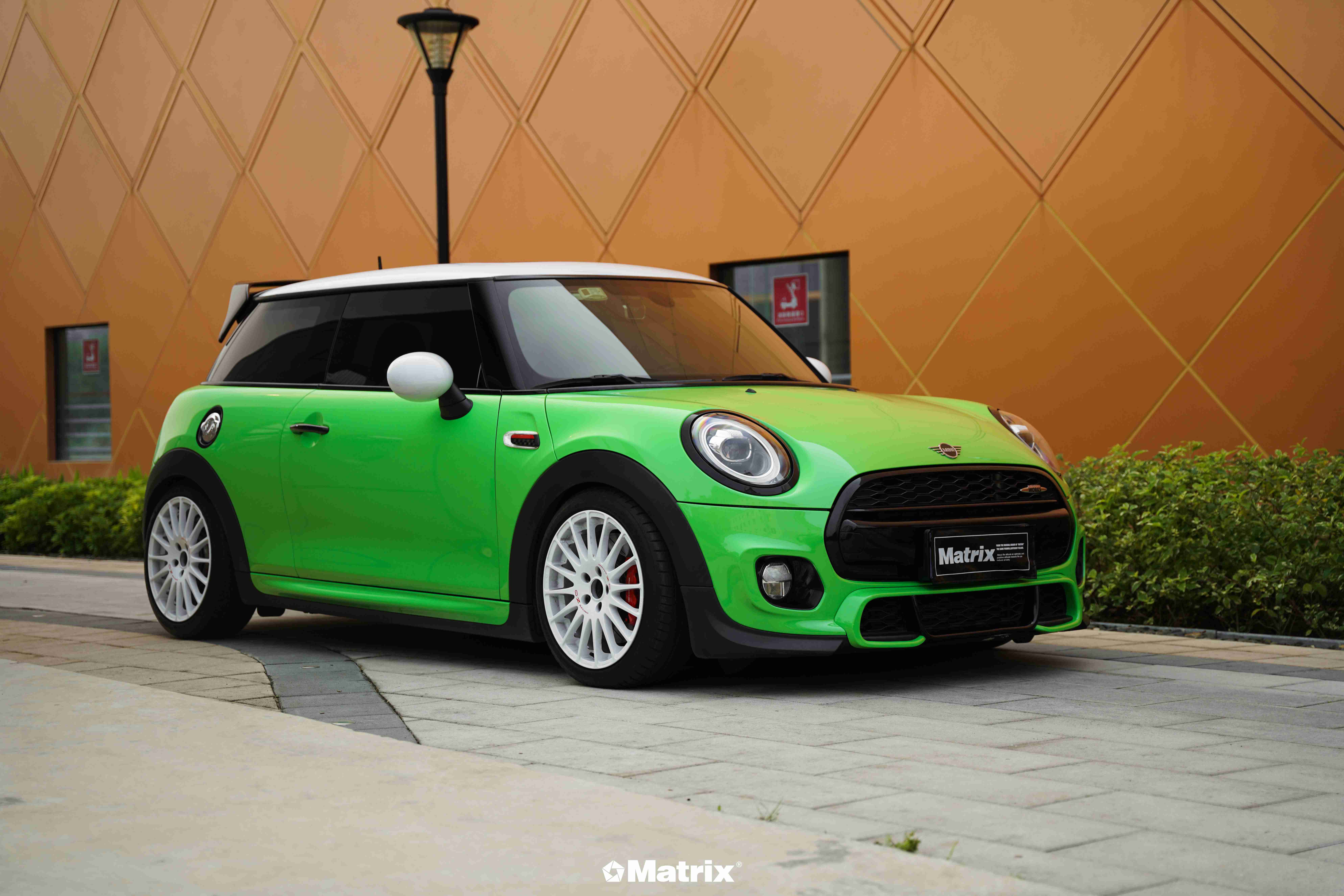 MG063 M-蝰蛇绿 PET Viper Green Mini CooperS 蝰蛇绿+金属漆星耀白