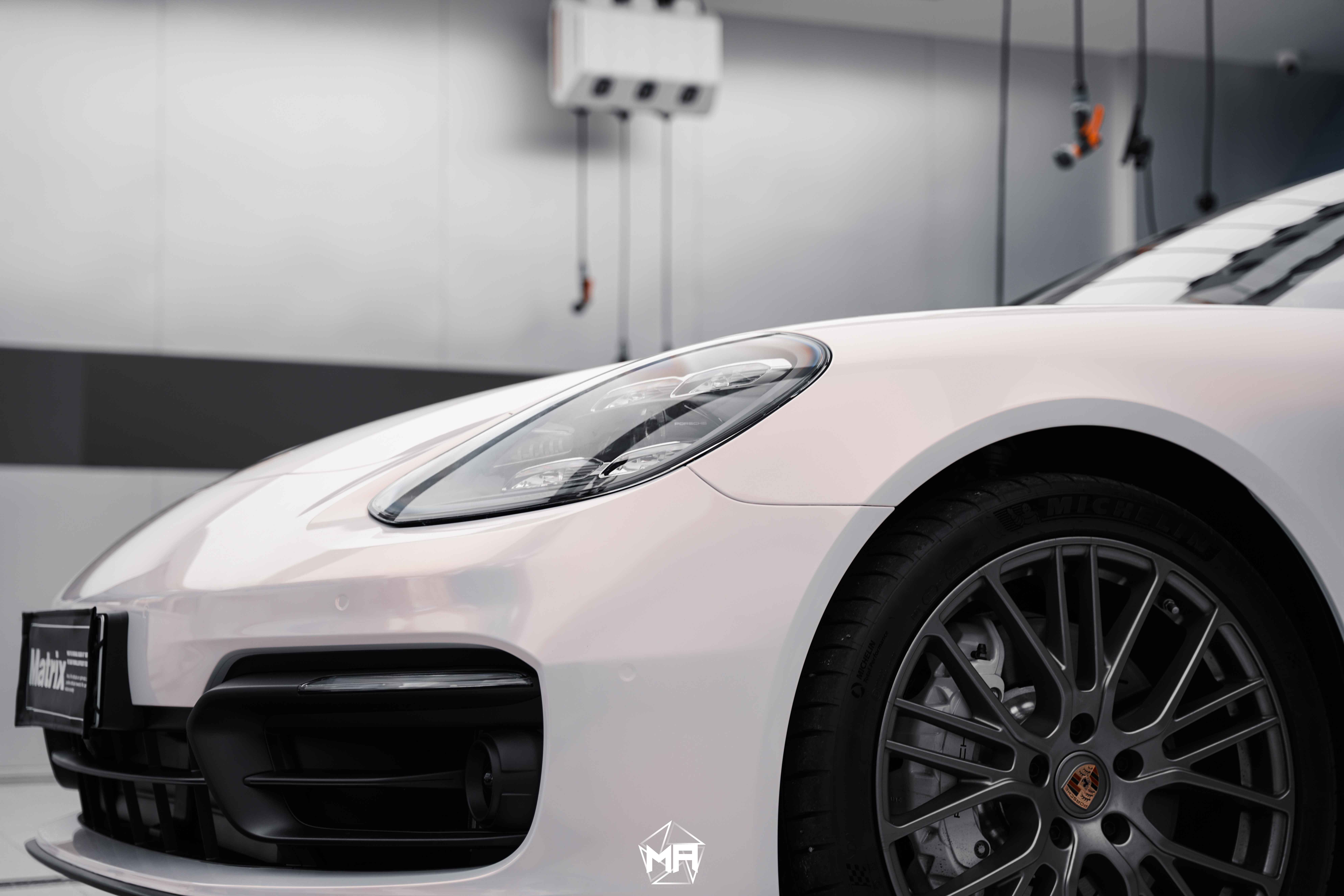 MR231 M-花悦粉 PET Blossom Pink 保时捷 Panamera